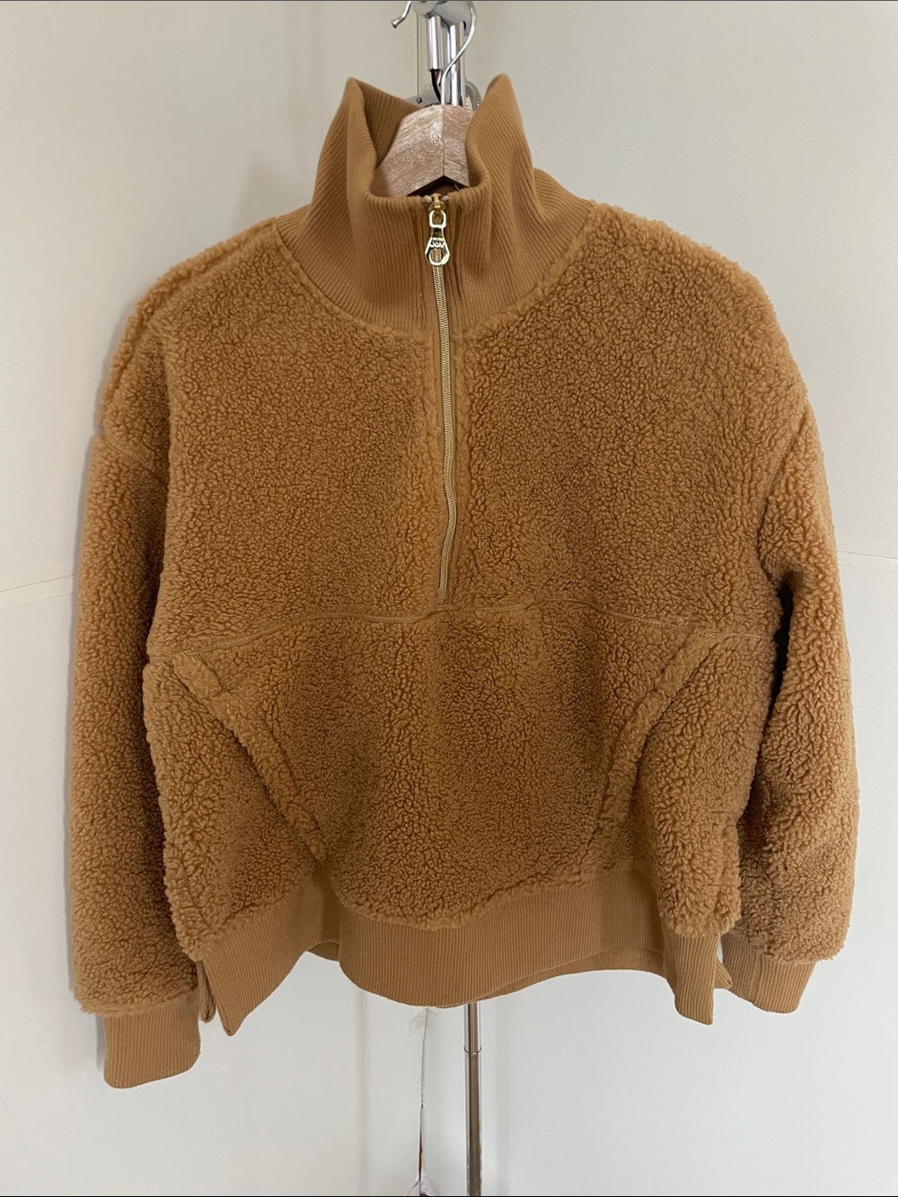 JoyLab Half Zip Sherpa Pullover with pocket. Size M.